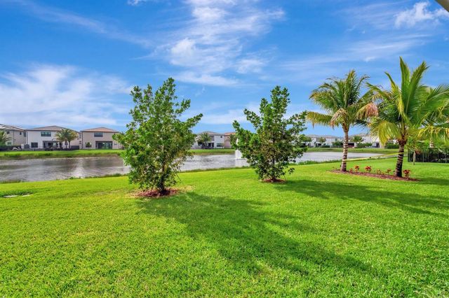 8080 Laurel Falls Drive, Boca Raton, FL 33496