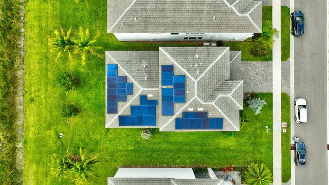 8080 Laurel Falls Drive, Boca Raton, FL 33496