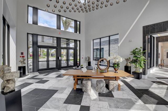 8080 Laurel Falls Drive, Boca Raton, FL 33496