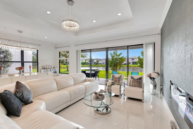 8080 Laurel Falls Drive, Boca Raton, FL 33496