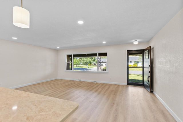 1858 East DRIVE, East Troy, WI 53120
