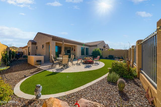 1832 N RED Cliff, Mesa, AZ 85207