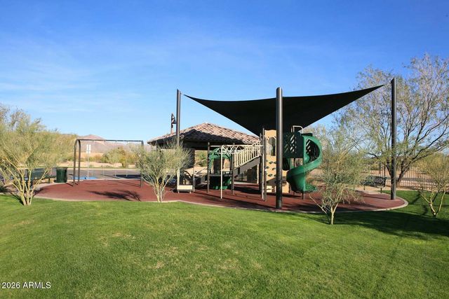 1832 N RED Cliff, Mesa, AZ 85207