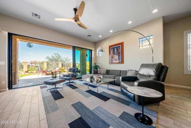 1832 N RED Cliff, Mesa, AZ 85207