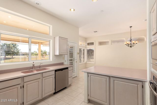 22836 N DUSTY TRAIL Boulevard, Sun City West, AZ 85375