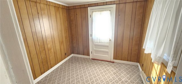 1889 Richmond Hwy, Tappahannock, VA 22560