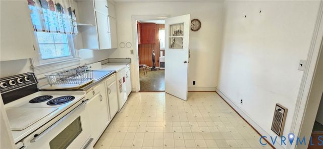 1889 Richmond Hwy, Tappahannock, VA 22560