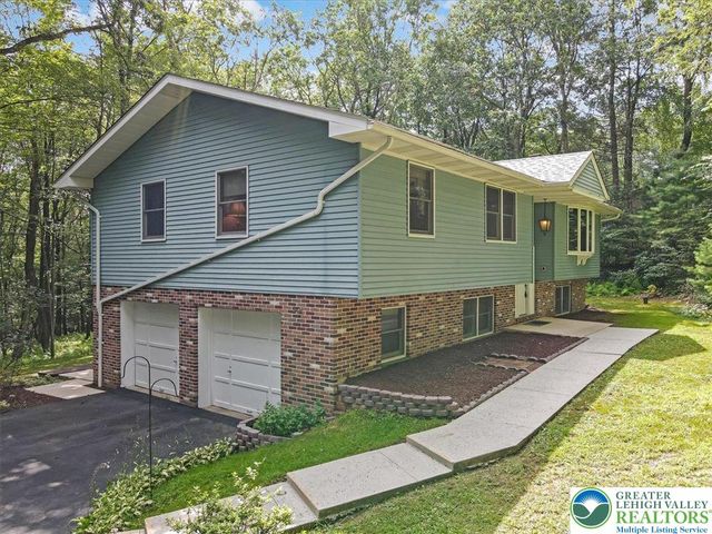 160 Milton Drive, Towamensing Twp, PA 18235