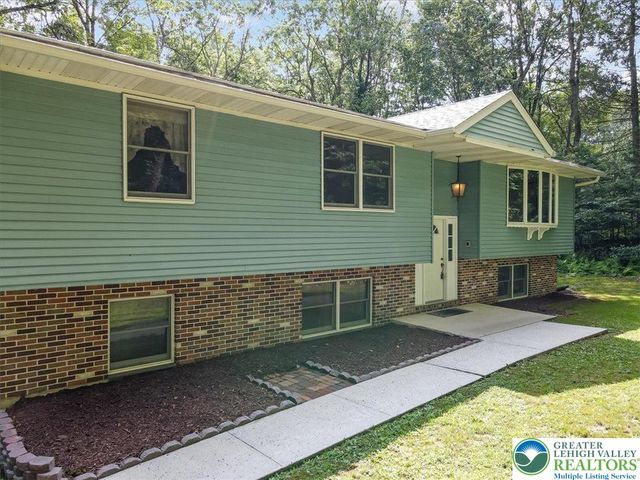160 Milton Drive, Towamensing Twp, PA 18235
