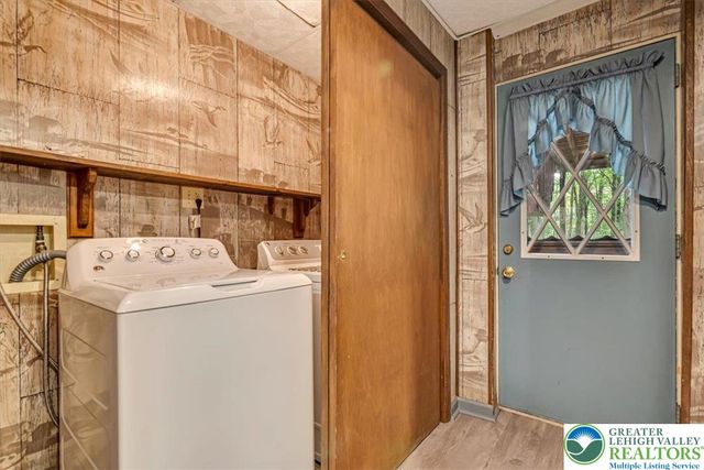160 Milton Drive, Towamensing Twp, PA 18235