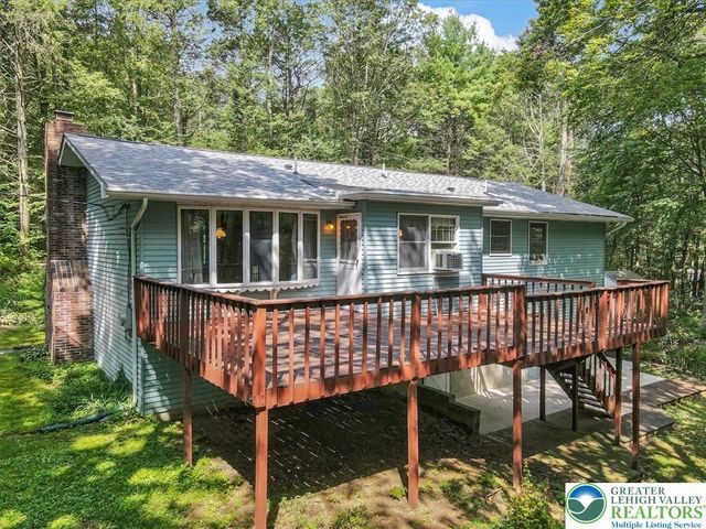 160 Milton Drive, Towamensing Twp, PA 18235