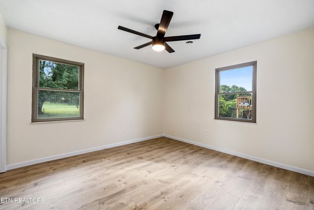 605 Rudd Rd, Greenback, TN 37742