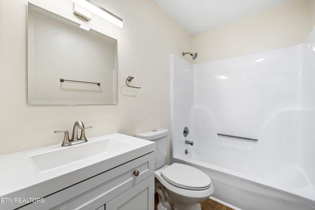 605 Rudd Rd, Greenback, TN 37742
