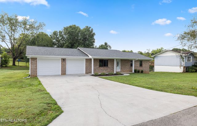 605 Rudd Rd, Greenback, TN 37742