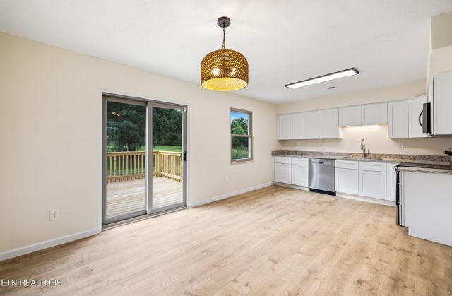 605 Rudd Rd, Greenback, TN 37742