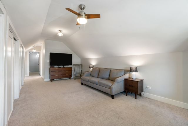 1931 East Avenue, Berwyn, IL 60402