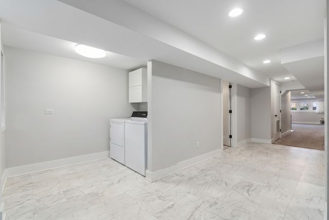 1931 East Avenue, Berwyn, IL 60402