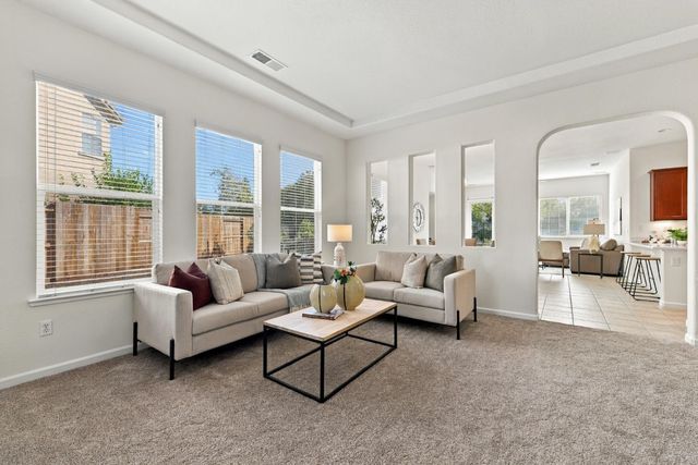4716 Coppola Cir, Elk Grove, CA 95757