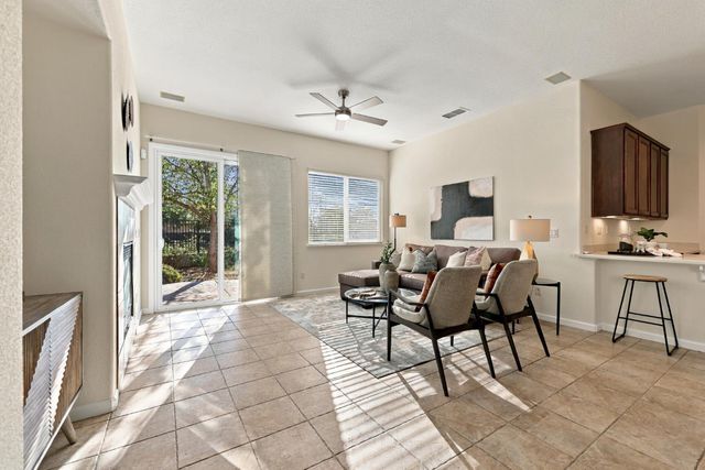 4716 Coppola Cir, Elk Grove, CA 95757
