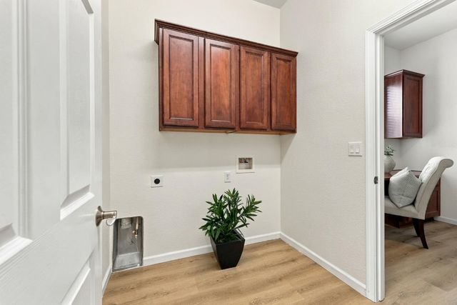 4716 Coppola Cir, Elk Grove, CA 95757