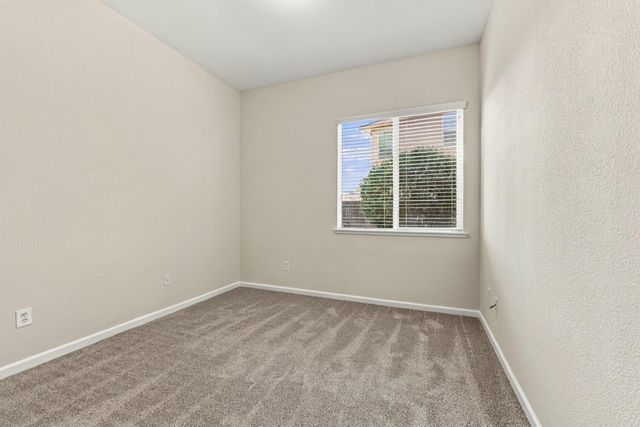 4716 Coppola Cir, Elk Grove, CA 95757
