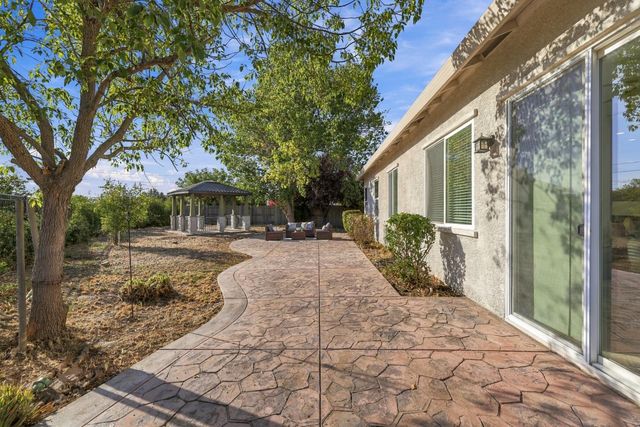 4716 Coppola Cir, Elk Grove, CA 95757