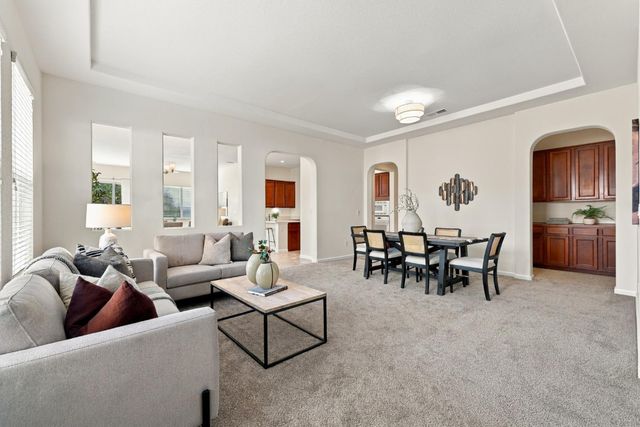 4716 Coppola Cir, Elk Grove, CA 95757