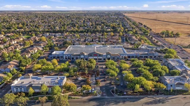 4716 Coppola Cir, Elk Grove, CA 95757
