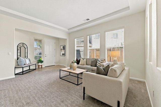 4716 Coppola Cir, Elk Grove, CA 95757