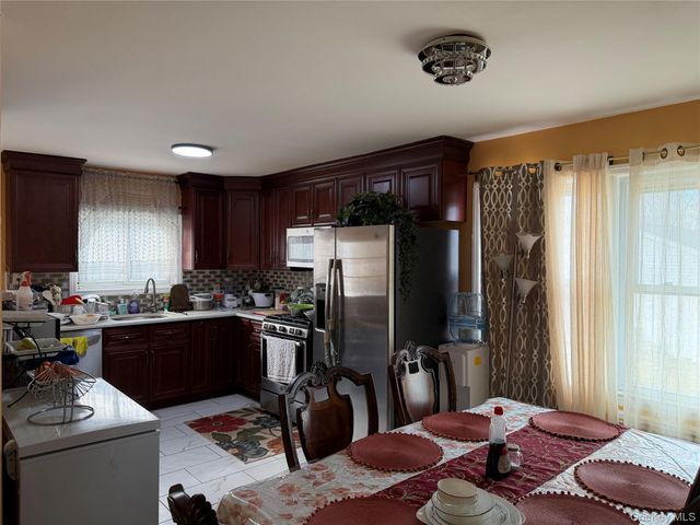 458 Carlls Path, Deer Park, NY 11729