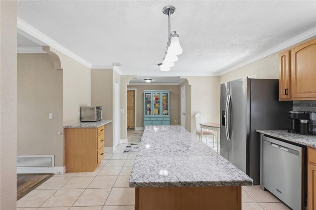 3955 SE 17TH STREET, Ocala, FL 34471