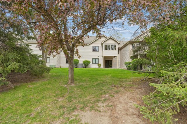 13530 Parkwood Drive, Burnsville, MN 55337