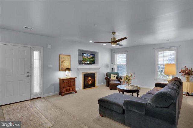 305 EMERALD LN, Reading, PA 19610