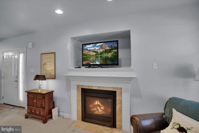 305 EMERALD LN, Reading, PA 19610