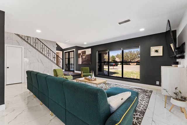 3117 Auburn Dr, Midland, TX 79705