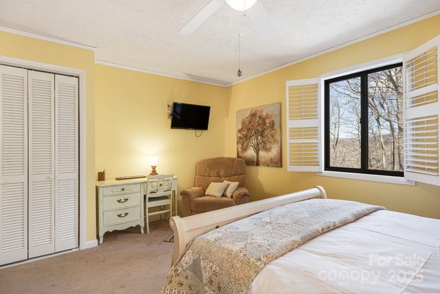 170 Lucas Lane, Mars Hill, NC 28754