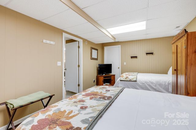 170 Lucas Lane, Mars Hill, NC 28754