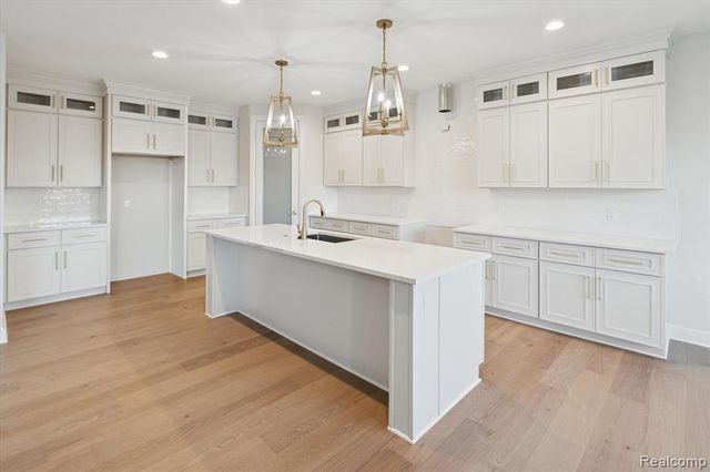 54791 Brenda Drive, Macomb, MI 48042