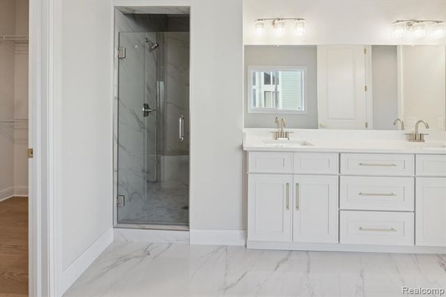 54791 Brenda Drive, Macomb, MI 48042