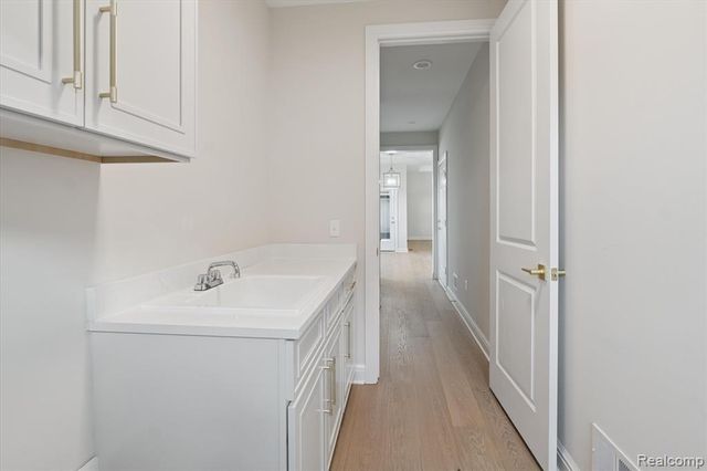 54791 Brenda Drive, Macomb, MI 48042