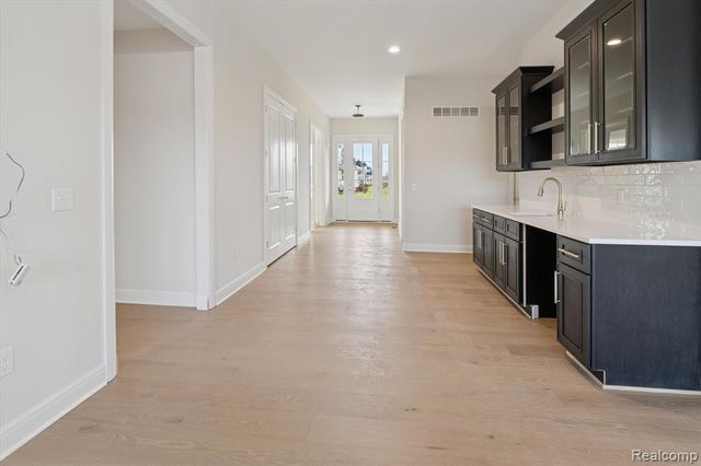 54791 Brenda Drive, Macomb, MI 48042