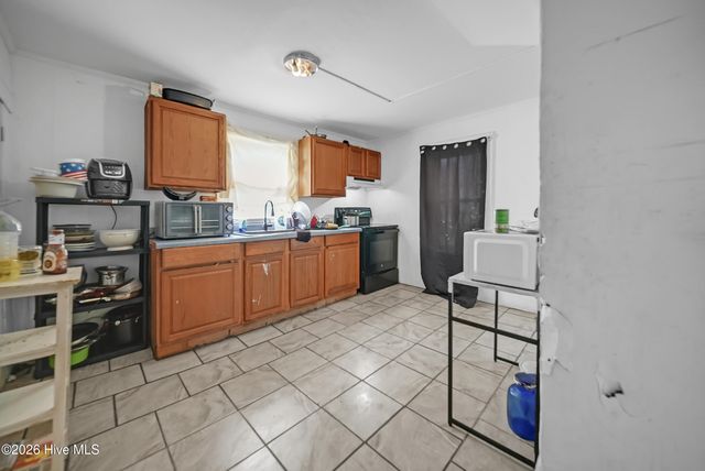 207 Bell Street, Elizabeth City, NC 27909