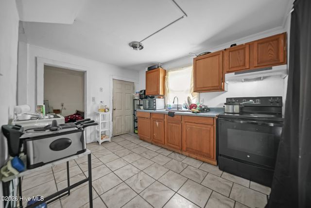 207 Bell Street, Elizabeth City, NC 27909