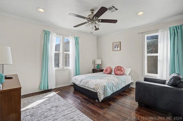 1619 S Gary Place, Tulsa, OK 74104