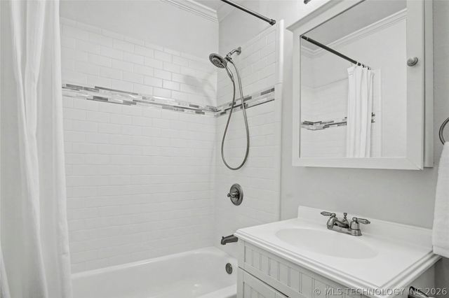 1619 S Gary Place, Tulsa, OK 74104