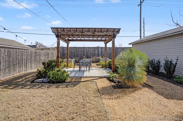 1619 S Gary Place, Tulsa, OK 74104