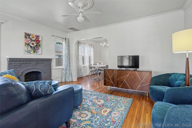 1619 S Gary Place, Tulsa, OK 74104