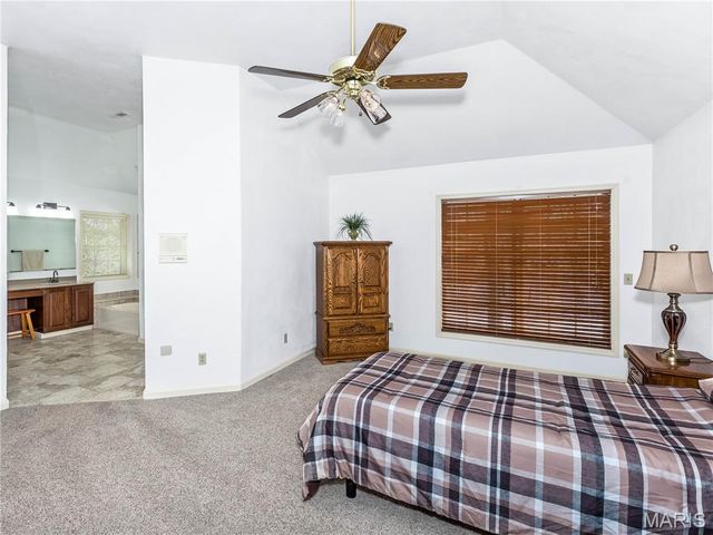 40 Sugar Lane, Collinsville, IL 62234