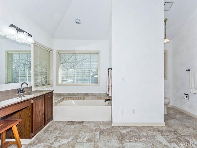 40 Sugar Lane, Collinsville, IL 62234