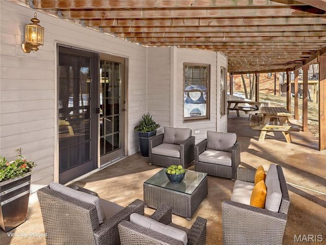 40 Sugar Lane, Collinsville, IL 62234